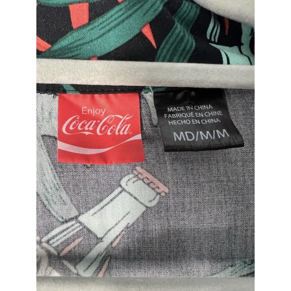 Vintage Coca Cola Hawaiian Aloha Shirt‎ Button Down Short Sleeve Men Size Medium